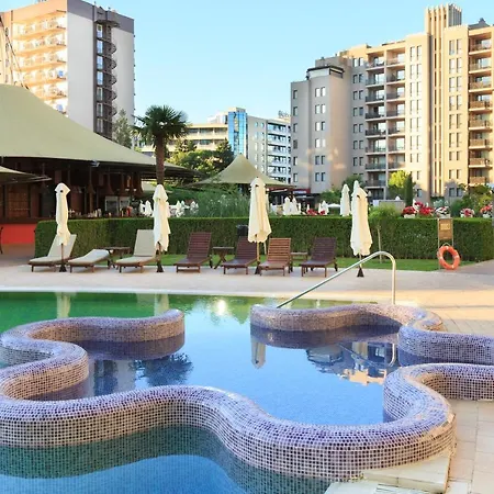 Apartment Royal Sea View 2
